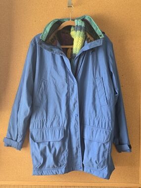 Vintage Northern Territories Sunbuster Blue Nylon Jacket L + Knit Scarf